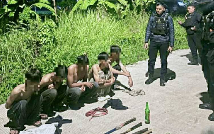 Polisi Amankan Geng Remaja Tawuran, Sempat Melawan: Sajam-Bom Molotov Diamankan