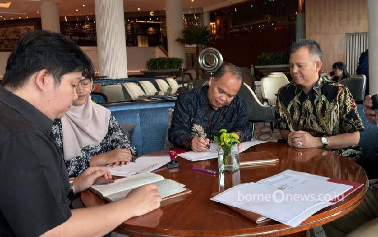 Bupati Gunung Mas: Pembayaran Gaji Melalui Bank Kalteng Bisa Tingkatkan PAD