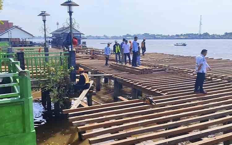 Rehabilitasi Pelabuhan KP3 di Kuala Kapuas Capai 48%, Tahap 1 Ditargetkan Rampung Tahun Ini