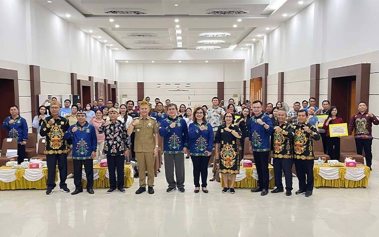 Pemkab Gunung Mas Dorong Profesionalisme Pelatih Musik Gerejawi