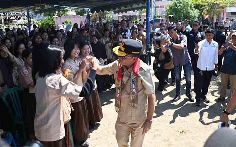 Agustiar Beri Pesan Pelajar Buntok Jauhi Narkoba dan Patuh Orang Tua