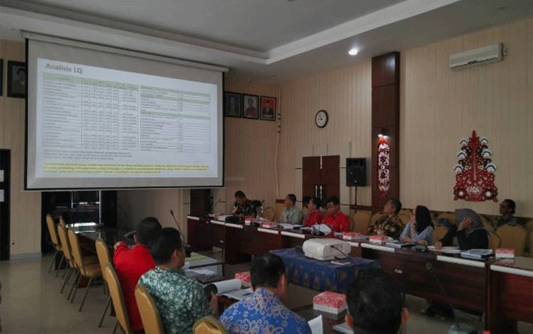 Bupati Kapuas Ajak Semua Pihak Wujudkan Produk Unggulan Daerah Melalui Perencanaan Komprehensif