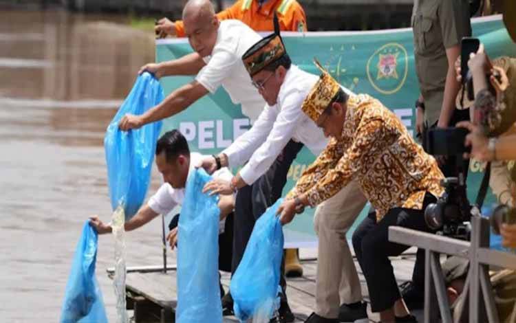 DPRD Dorong Restocking Ikan untuk Jaga Ekosistem Perairan Palangka Raya