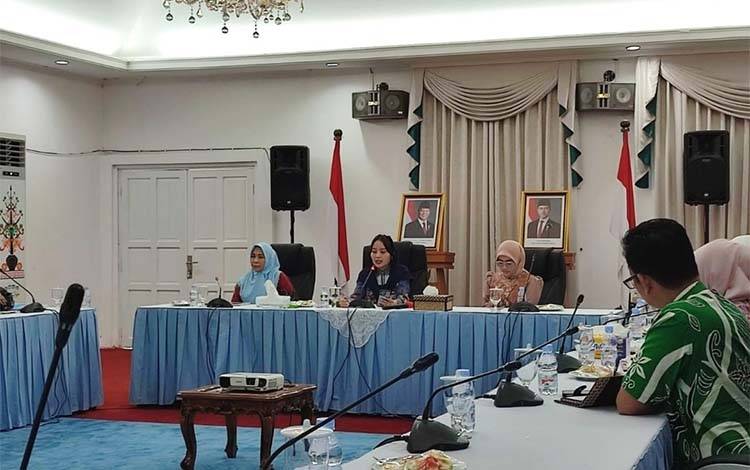 Dekranasda Kalteng Siap Tampilkan Wastra Khas di Jakarta Fashion Week 2025