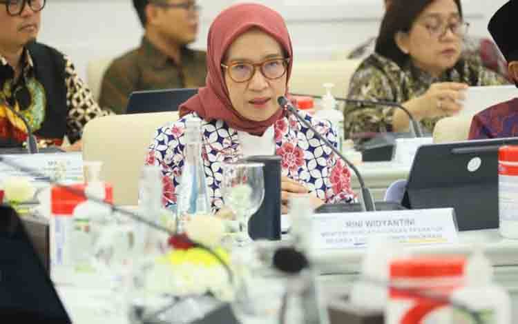 Menteri PANRB Usul Kartu Kesejahteraan-Kartu Usaha Berbasis Digital