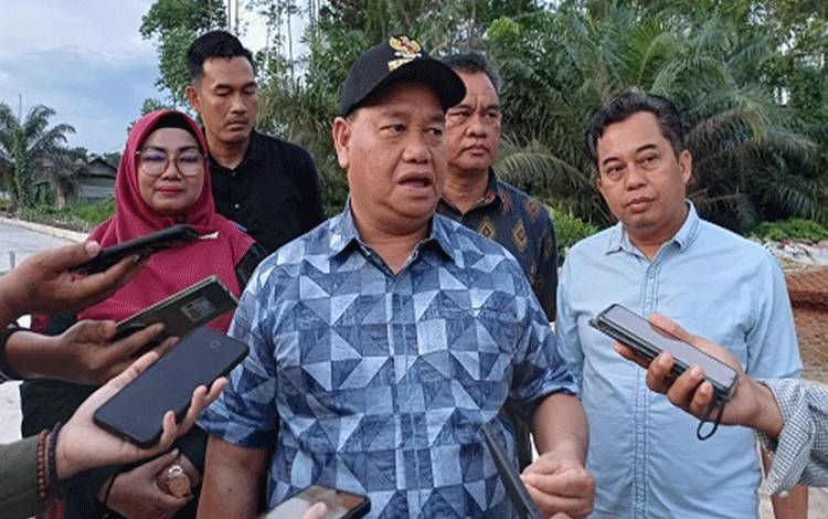 Bupati Kotim Kumpulkan Data Koperasi Masyarakat yang Ditertibkan Sebelum Bertemu Agrinas