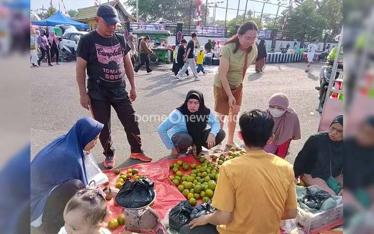 Car Free Day Kapuas Jadi Pusat Rekreasi, Olahraga, dan Ekonomi Lokal