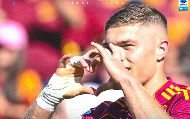 Gol Dovbyk dan Soule Antar AS Roma Kalahkan Verona dengan Skor 2-0