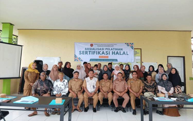 Disperindagkop Kobar Dorong UMKM Kotawaringin Hulu Tembus Pasar Lebih Luas Lewat Sertifikasi Halal