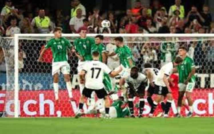 Gelandang Timnas Jerman Florian Wirtz (17) mencetak gol tendangan bebas ke gawang Timnas Irlandia Utara pada pertandingan Grup A Kualifikasi Piala Dunia 2026 zona Eropa di Stadion RheinEnergie, Cologne, Minggu (7/9/2025) waktu setempat. (ANTARA/uefa.com)