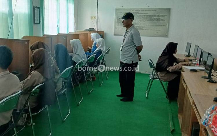 Sembilan Siswa MTs Kapuas Adu Kemampuan di Ajang Olimpiade Madrasah Indonesia Kalimantan Tengah