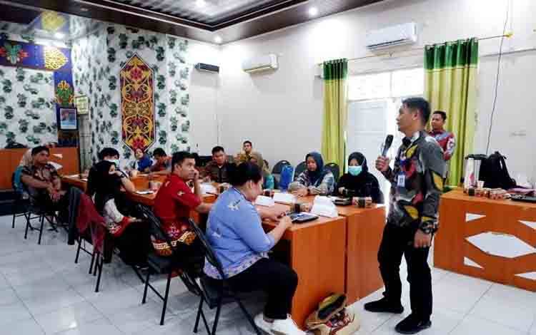 Dinkes Barut Gelar Pertemuan Monev Program TBC 2025, Perkuat Strategi Eliminasi Tuberkulosis