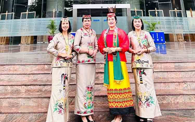 Lembaga Perempuan Dayak Pulang Pisau Rancang Program Sekolah Lapang