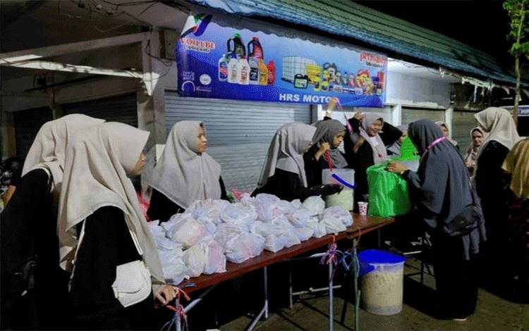 Peringatan Maulid Akbar di Kuala Kapuas Banjir Jemaah, Pelabuhan Danau Mare Dipenuhi Ratusan Warga