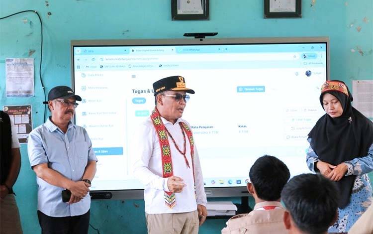 Gubernur Agustiar Sabran Tekankan Pemerataan Mutu Pendidikan Melalui Digitalisasi Sekolah