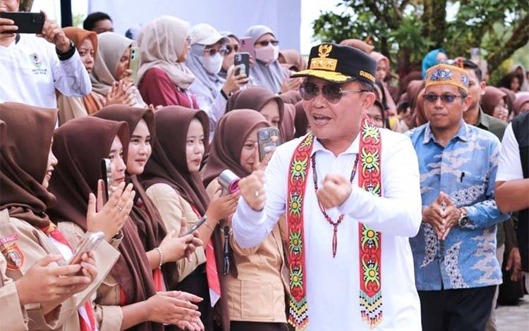 Gubernur Kalteng Ajak Pelajar Jauhi Pengaruh Negatif dan Fokus Raih Cita-Cita