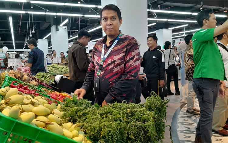 Utamakan Penjualan Sayuran Lokal Segar di Duta Mall Palangka Raya