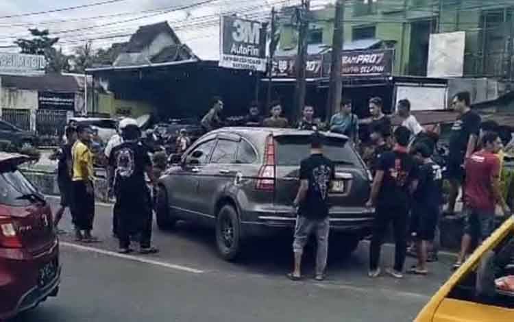 Rem Blong, Pengemudi Mobil Tewas Tabrak Pembatas Jalan di Banjarbaru