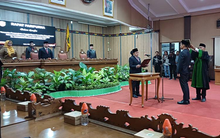Ini Harapan Bupati Kotim Terhadap Ramadhana Rahman yang Baru Dilantik Jadi Anggota DPRD