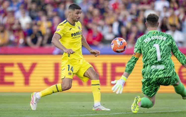 Frenkie de Jong Tolak Laga Barcelona vs Villarreal Digelar di Miami