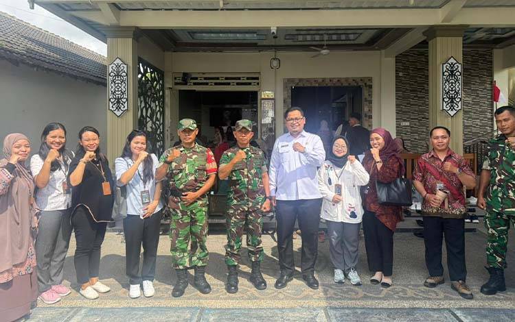 FISIP UPR dan DISDALDUKKKBP3APM Kolaborasi Laksanakan Pengabdian Masyarakat di Palangka Raya