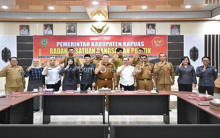 Pembentukan Kelompok Kerja Pendidikan Politik Terpadu di Kapuas untuk Wujudkan Masyarakat Cerdas Politik