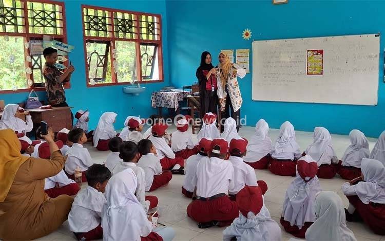 Peserta PPAP 2025 di Desa Sabuai Edukasi Siswa SD tentang Kesehatan Gigi dan Reproduksi