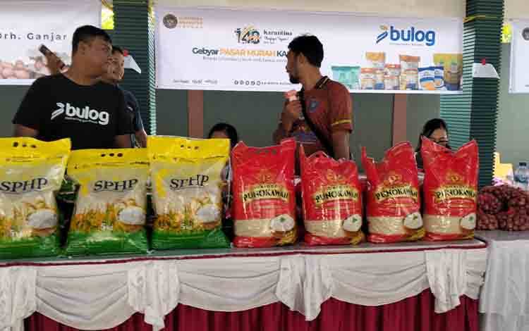 Wakil Wali Kota Palangka Raya Pastikan Beras SPHP Masih Sesuai Standar
