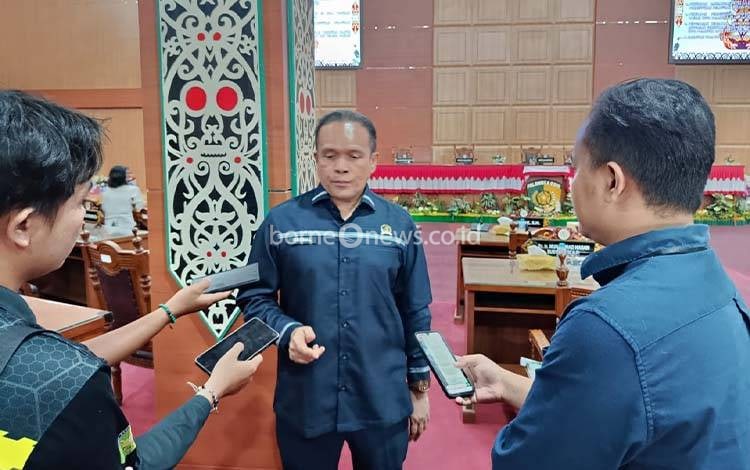 Dua Raperda Inisiatif DPRD Didorong Ciptakan Kepastian Hukum dan Data Presisi