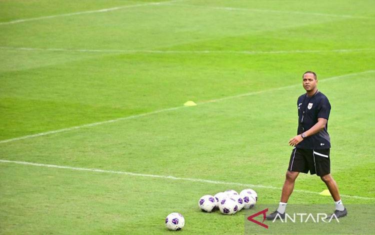 Erick Thohir Ucapkan Terima Kasih atas Kontribusi Patrick Kluivert