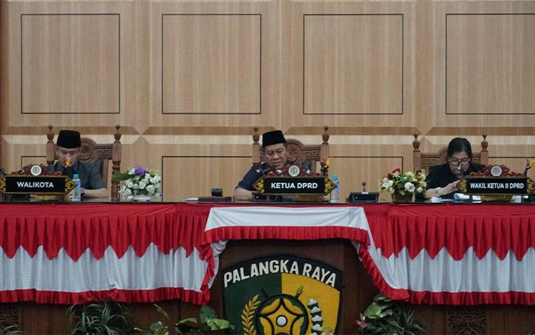 Ketua DPRD Palangka Raya Soroti Urgensi Raperda Air Limbah Domestik Lindungi Lingkungan dan Kesehatan