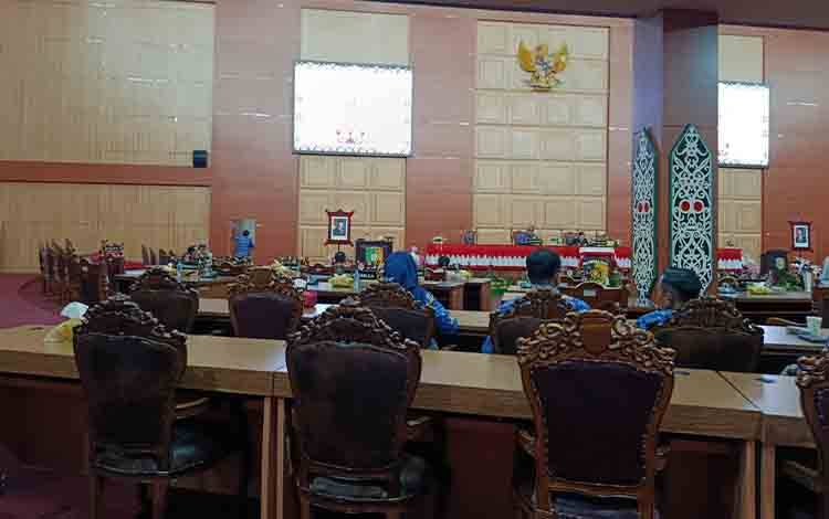 Wakil Ketua II DPRD Palangka Raya Soroti Kehadiran Kepala OPD Kurang Maksimal saat Paripurna