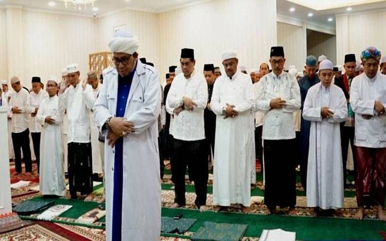 Pemkab Barito Utara Gelar Sholat Hajat dan Doa Bersama di Rumah Jabatan Bupati