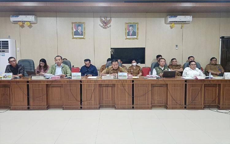 DPRD Barito Timur Gelar RDPU Bahas Konflik Lahan antara PT ASL dan Warga Tiga Desa