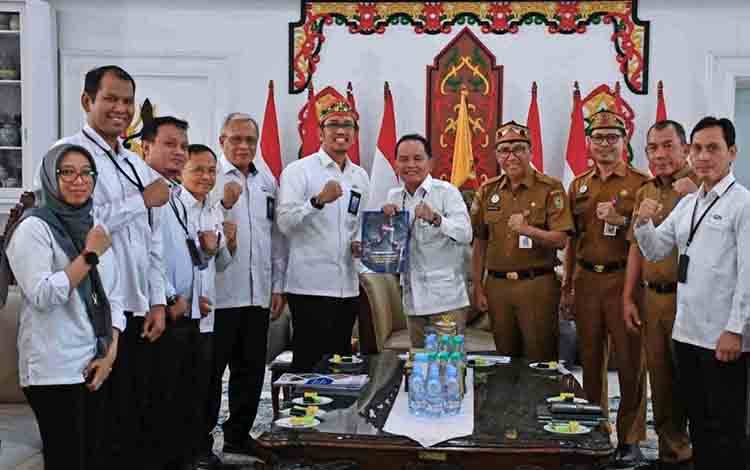Pemprov Kalteng Terima Laporan Eksekutif Daerah Semester I Tahun 2025