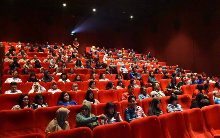 Puluhan Kepala Sekolah Kapuas Nonton Film Cyberbullying, Bentuk Sosialisasi Anti Perundungan