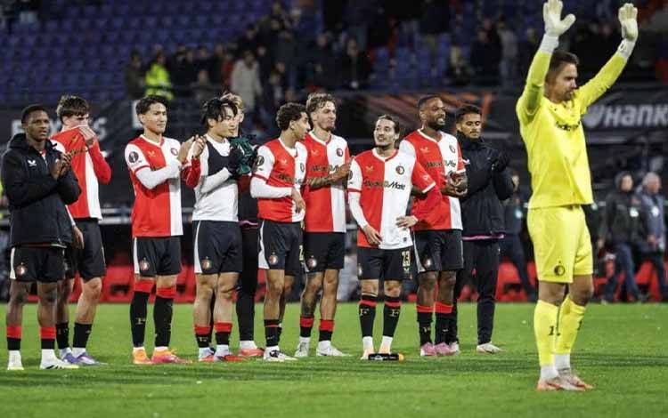 Feyenoord Kalahkan Panathinaikos, Celta Vigo Tekuk Nice