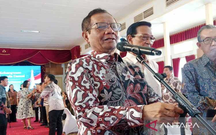 Mahfud MD: Soeharto Secara Yuridis Penuhi Syarat Diusulkan Pahlawan