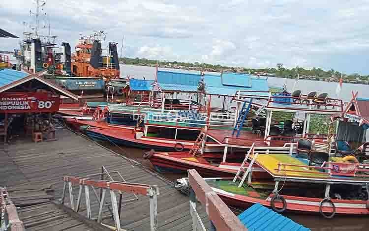 Moda Transportasi Air di Sungai Mentaya Sampit Masih jadi Andalan Masyarakat