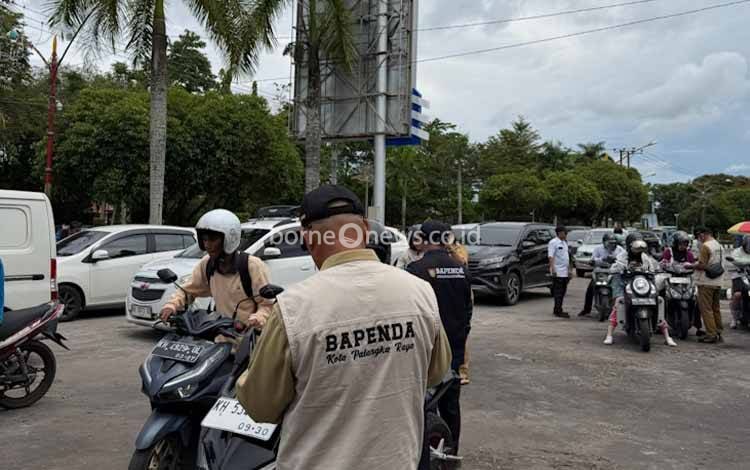 Warga Antusias Lunasi Pajak di Tempat, Rp15 Juta Lebih Terkumpul dari Razia Pajak Kendaraan