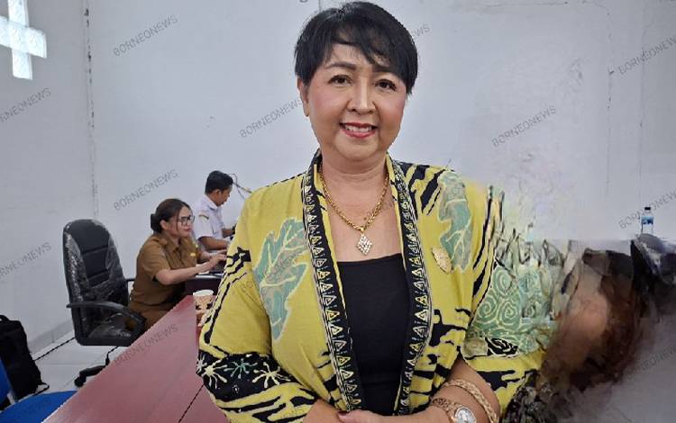 Anggota DPRD Gunung Mas Iceu Purnamasari saat ditemui wartawan. (FOTO: RISKA YULYANA)