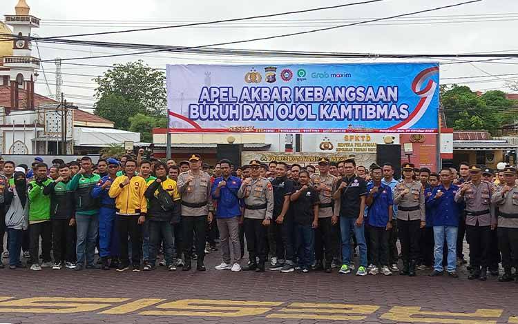 Polres Kobar Gelar Apel Akbar Kebangsaan Bersama Buruh dan Ojol, Perkuat Sinergi Jaga Kamtibmas