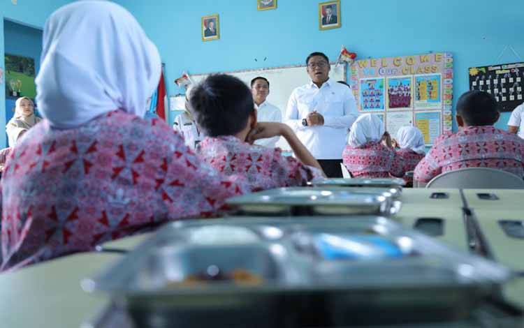 Program MBG Tingkatkan Gizi Anak dan Gerakkan Ekonomi Desa