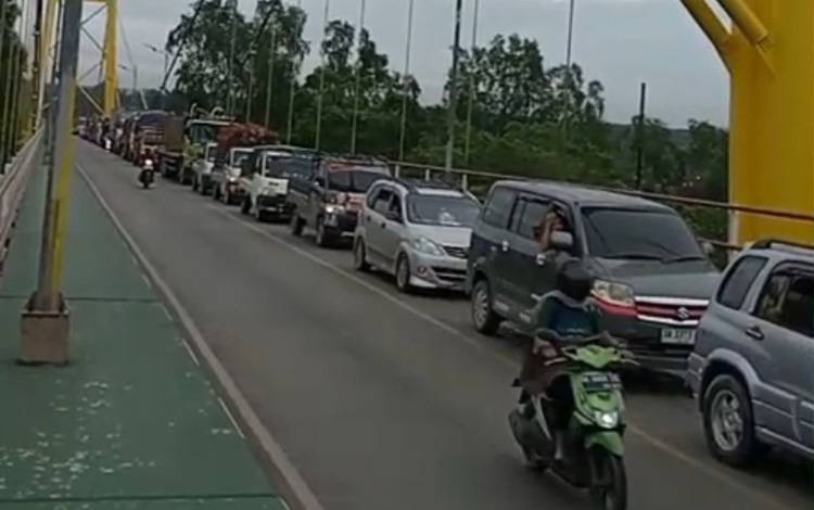 Kondisi Jembatan Barito Kalsel pada Kamis pagi, 30 Oktober 2025. (FOTO: IST)