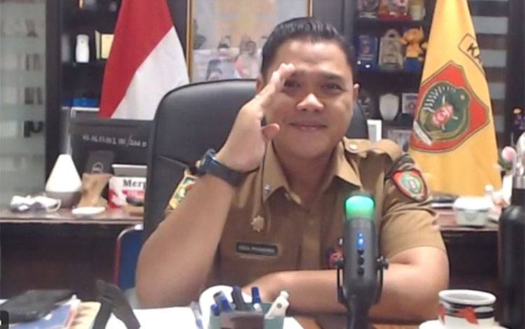 Reza Prabowo: Menulis Indah Bentuk Karakter dan Ketenangan Batin Siswa