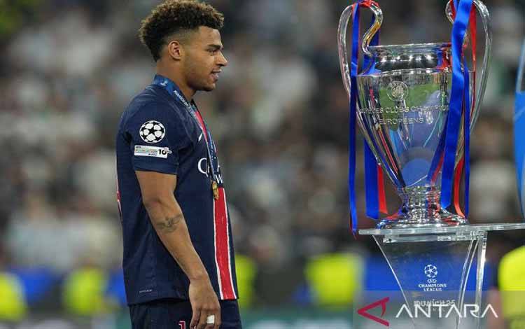 PSG Pastikan Desire Doue Absen Beberapa Pekan Akibat Cedera Paha