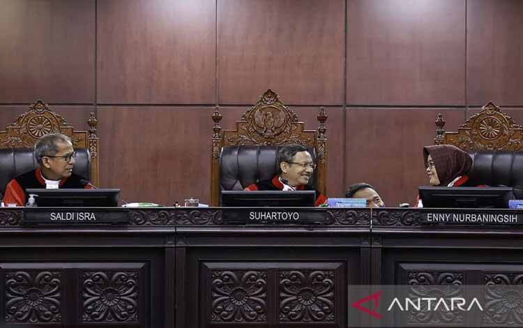 MK Tolak Uji Materi Usia Pensiun Guru Diubah jadi 65 Tahun