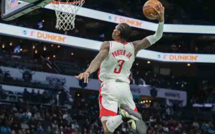Kevin Porter Jr Absen Sebulan karena Cedera Meniskus