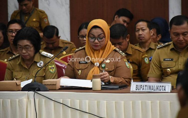 Peserta Rakordalev Triwulan III Tahun 2025, sebagai sebagai langkah memperkuat kesiapan daerah menyambut program prioritas nasional 2026. (FOTO: BIRO ADPIM SETDA KALTENG)