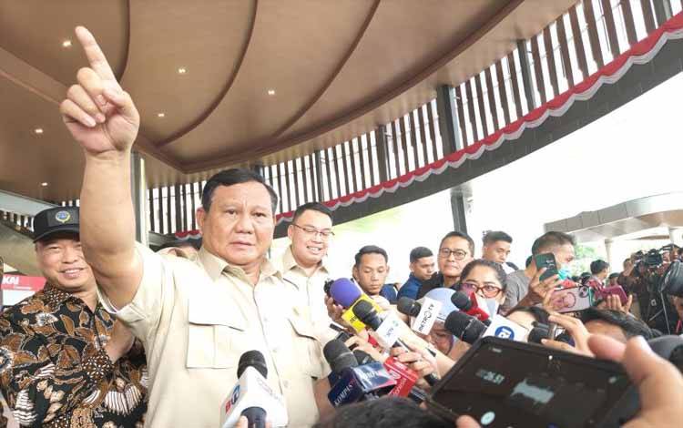 Prabowo Ambil Tanggung Jawab atas Polemik Utang Kereta Cepat